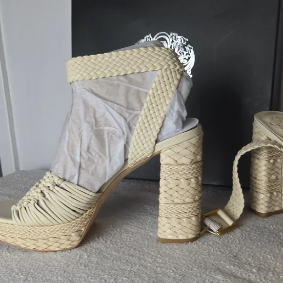 Vince Camuto Beige Woven Platform Sandals - Picture 6 of 10